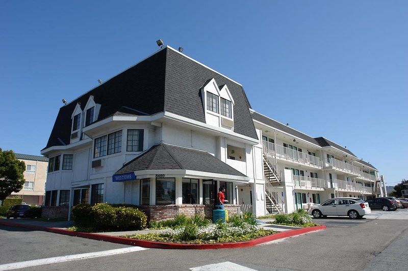Motel 6-Oakland, Ca - Airport Exterior foto